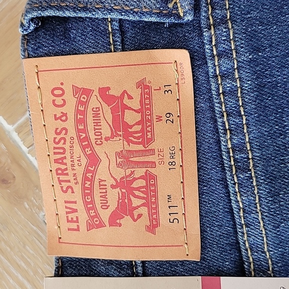 Levi's 511 Performance Slim Fit Jeans Size 18 29x31 Medium Wash NWT - Picture 5 of 10